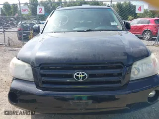 2004 Toyota Highlander with VIN JTEEP21A840016999, listed as a IAAI auction lot 40286240 with 117,053 mi miles. Bid and sale history available at carsss.com. Image 13.