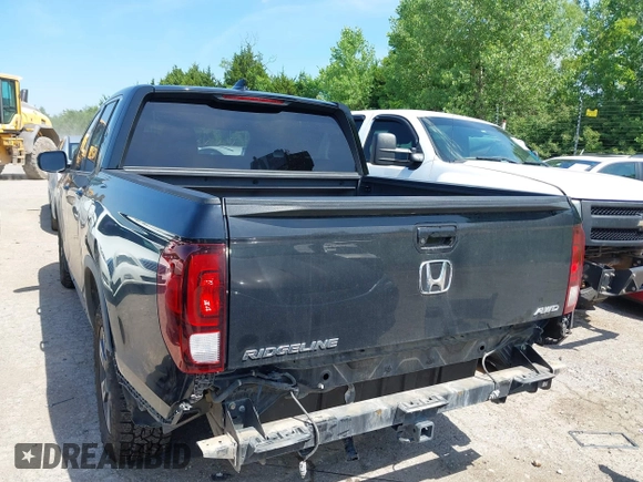 2018 Honda Ridgeline RTL-T with VIN 5FPYK3F67JB013171, listed as a IAAI auction lot 42498827 with 124,415 mi miles and . Bid and sale history available at DreamBid. Image 17.