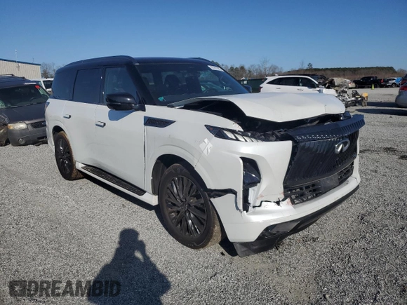2025 Infiniti QX80 Autograph z VIN JN8AZ3CC3S9601746, wystawiony jako Copart lot #43391885 z przebiegiem 1235 mil mil oraz Szkody całkowita. Historia ofert i sprzedaży dostępna na DreamBid. Obrazek 4.