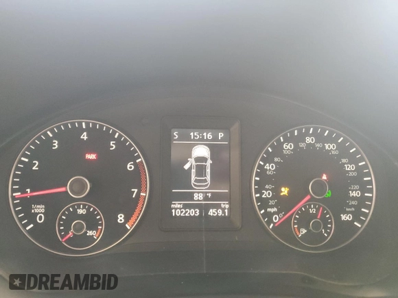 2012 Volkswagen Eos Komfort with VIN WVWBW7AH4CV005536, listed as a Copart auction lot 58958815 with 102,203 mi miles and Salvage title. Bid and sale history available at DreamBid. Image 9.