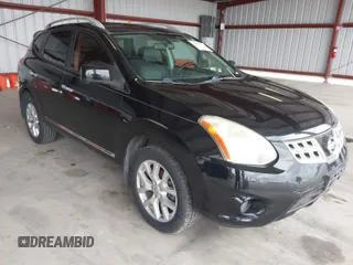 2013 Nissan Rogue S with VIN JN8AS5MT4DW529202, listed as a IAAI auction lot 42057957 with 126,152 mi miles and . Bid and sale history available at carsss.com. Image 1.