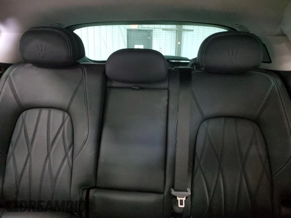2022 Maserati Levante with VIN ZN661YUM6NX390571, listed as a Copart auction lot 57585815 with 48,137 mi miles and Salvage title. Bid and sale history available at DreamBid. Image 10.