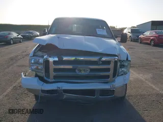 2005 Ford Super Duty F-250 XL with VIN 1FTSX21Y25EB33793, listed as a IAAI auction lot 42068623 with 128,726 mi miles. Bid and sale history available at carsss.com. Image 6.