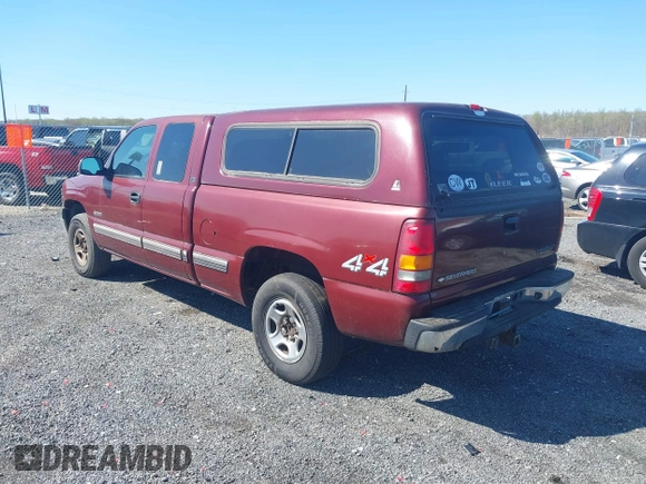 2002 Chevrolet Silverado 1500 LS with VIN 1GCEK19T52E188135, listed as a IAAI auction lot 41954549 with 354,000 mi miles. Bid and sale history available at carsss.com. Image 3.