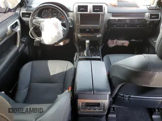 2020 Lexus GX 460 Premium z VIN JTJAM7BX1L5255594, wystawiony jako Copart lot #51371365 z przebiegiem 81 467 mil mil oraz Szkoda całkowita • Salvage title. Historia ofert i sprzedaży dostępna na DreamBid. Obrazek 8.