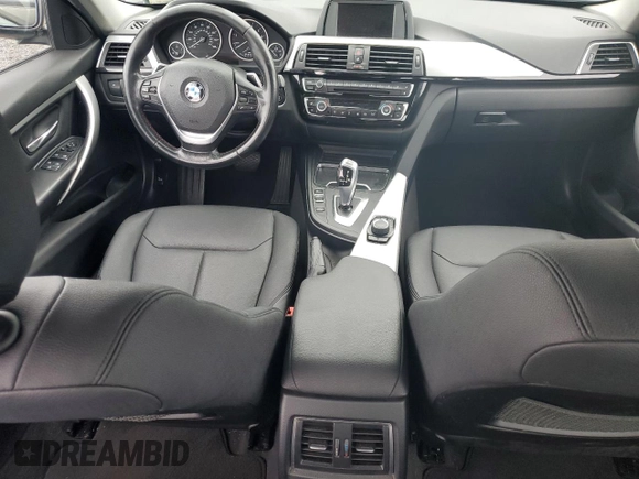 2017 BMW 3 Series 320i xDrive z VIN WBA8A3C34HA067209, wystawiony jako Copart lot #61074805 z przebiegiem 93 838 mil mil oraz Szkoda całkowita • Salvage title. Historia ofert i sprzedaży dostępna na DreamBid. Obrazek 8.