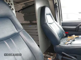 1998 Chevrolet Astro Cargo Van with VIN 1GCDM19WXWB155185, listed as a IAAI auction lot 41670032 with 127,514 mi miles. Bid and sale history available at carsss.com. Image 8.