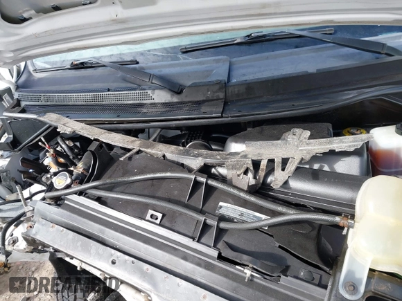 2018 Nissan NV Cargo S z VIN 1N6BF0KM9JN816925, wystawiony jako IAAI lot #41416712 z przebiegiem 93 130 mil mil oraz . Historia ofert i sprzedaży dostępna na DreamBid. Obrazek 10.