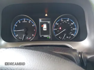 2018 Toyota RAV4 XLE with VIN 2T3WFREV5JW426314, listed as a IAAI auction lot 42075341 with 69,862 mi miles. Bid and sale history available at carsss.com. Image 7.