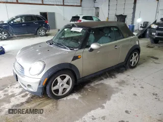 2010 MINI Convertible with VIN WMWMR3C56ATU98122, listed as a Copart auction lot 85808664 with 75,844 mi miles and Clean Title. Bid and sale history available at DreamBid. Image 1.