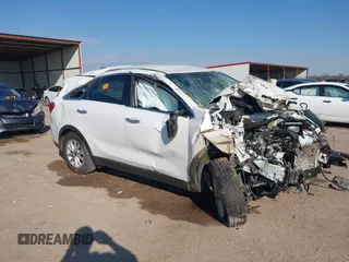 2020 Kia Sorento LX with VIN 5XYPG4A30LG711402, listed as a IAAI auction lot 41337495 with 1 mi miles. Bid and sale history available at carsss.com. Image 1.