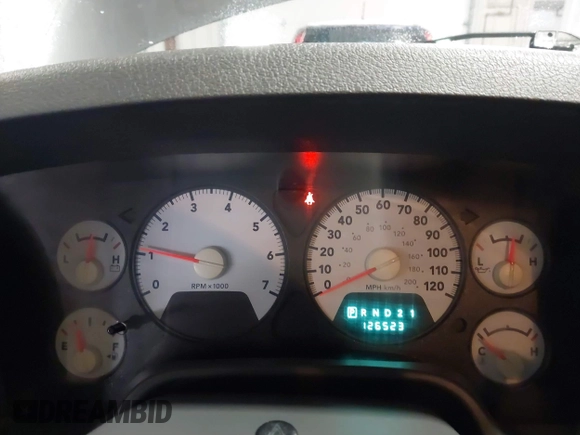 2008 Dodge Ram 1500 SLT with VIN 1D7HU18N18J231465, listed as a IAAI auction lot 41721540 with 126,523 mi miles. Bid and sale history available at carsss.com. Image 7.
