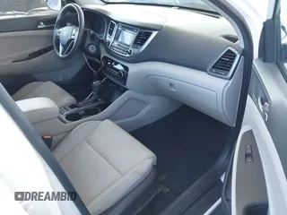 2017 Hyundai Tucson SE with VIN KM8J33A43HU464978, listed as a IAAI auction lot 41655832 with 135,359 mi miles. Bid and sale history available at carsss.com. Image 5.
