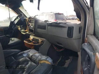 1996 Chevrolet Express Cargo Van w/YF7 with VIN 1GBFG15RXT1019130, listed as a IAAI auction lot 41674417 with 1 mi miles. Bid and sale history available at carsss.com. Image 5.