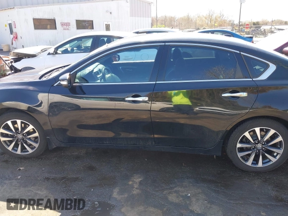 2016 Nissan Altima SR with VIN 1N4AL3AP5GC149964, listed as a IAAI auction lot 41878493 with 133,323 mi miles and . Bid and sale history available at carsss.com. Image 14.