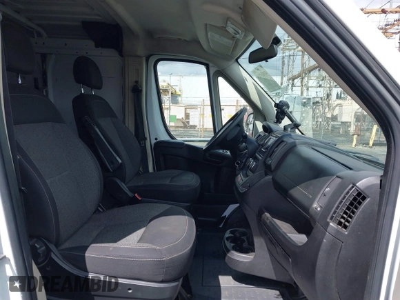 2016 Ram ProMaster Cargo with VIN 3C6TRVAG9GE131982, listed as a IAAI auction lot 41803819 with 170,567 mi miles and . Bid and sale history available at DreamBid. Image 5.