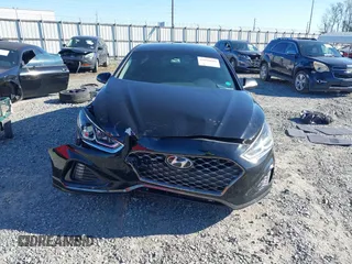 2018 Hyundai Sonata Limited z VIN 5NPE34AF7JH719337, wystawiony jako IAAI lot #41856606 z przebiegiem 155 924 mil mil oraz . Historia ofert i sprzedaży dostępna na DreamBid. Obrazek 11.
