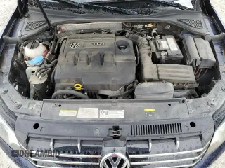 2015 Volkswagen Passat SEL Premium z VIN 1VWCV7A3XFC061831, wystawiony jako Copart lot #58438375 z przebiegiem 99 126 mil mil oraz Szkoda całkowita • Salvage title. Historia ofert i sprzedaży dostępna na DreamBid. Obrazek 11.