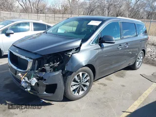 2016 Kia Sedona EX with VIN KNDMC5C12G6187338, listed as a IAAI auction lot 41735643 with 177,998 mi miles. Bid and sale history available at carsss.com. Image 2.