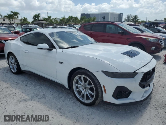 2024 Ford Mustang GT with VIN 1FA6P8CF2R5400362, listed as a Copart auction lot 64981385 with 5,475 mi miles and Clean title. Bid and sale history available at DreamBid. Image 4.