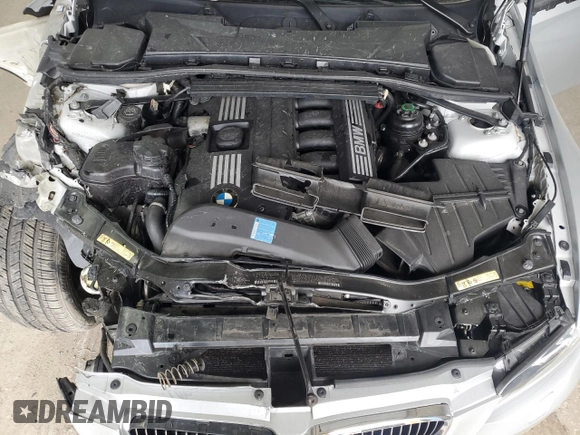 2008 BMW 3 Series 328i with VIN WBAWR33518P153351, listed as a Copart auction lot 53788695 with 112,158 mi miles and Salvage title. Bid and sale history available at DreamBid. Image 11.