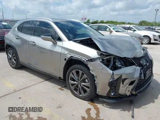 2019 Lexus UX 200 с VIN JTHY3JBH8K2019307, выставлен на аукционе IAAI как лот 42553363 с пробегом 70 572 миль миль и . История ставок и продаж доступна на DreamBid. Изображение 1.