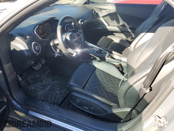 2017 Audi TT Roadster z VIN TRUT5CFV5H1006018, wystawiony jako Copart lot #88120195 z przebiegiem 30 152 mil mil oraz Szkoda całkowita • Salvage title. Historia ofert i sprzedaży dostępna na DreamBid. Obrazek 7.