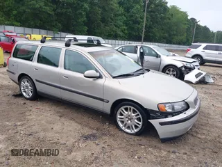 2002 Volvo V70 with VIN YV1SW58DX21185421, listed as a IAAI auction lot 42297772 with 176,460 mi miles and . Bid and sale history available at DreamBid. Image 1.