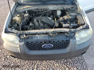 2007 Ford Escape XLT with VIN 1FMCU03197KA36558, listed as a Copart auction lot 46751845 with 202,784 mi miles and Clean Title. Bid and sale history available at carsss.com. Image 12.