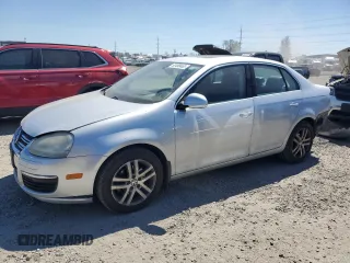 2006 Volkswagen Jetta 1.9L TDI z VIN 3VWST81KX6M728989, wystawiony jako Copart lot #52400465 z przebiegiem 240 347 mil mil oraz Szkoda całkowita • Salvage title. Historia ofert i sprzedaży dostępna na DreamBid. Obrazek 1.
