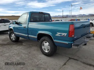 1998 Chevrolet Silverado 1500 with VIN 1GCEK14R1WZ263424, listed as a Copart auction lot 81966434 with 96,078 mi miles and Salvage Title. Bid and sale history available at DreamBid. Image 2.