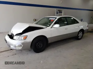 1997 Lexus ES 300 Luxury Sport Sdn with VIN JT8BF22G3V5010706, listed as a Copart auction lot 49678995 with 168,557 mi miles and Clean Title. Bid and sale history available at carsss.com. Image 1.