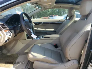 2013 Mercedes-Benz E-Class E 350 with VIN WDDKJ8JB4DF190513, listed as a Copart auction lot 60291464 with 111,245 mi miles and Clean Title. Bid and sale history available at carsss.com. Image 7.