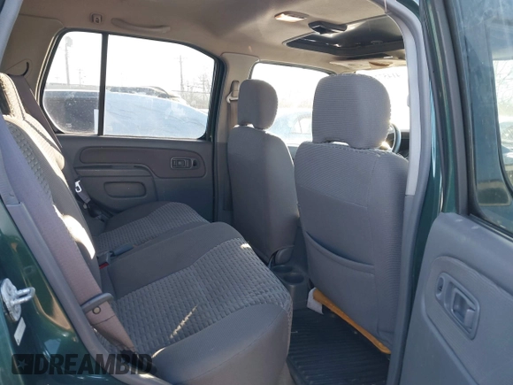 2001 Nissan Xterra XE with VIN 5N1ED28Y71C583582, listed as a IAAI auction lot 41457210 with 262,312 mi miles and . Bid and sale history available at carsss.com. Image 8.