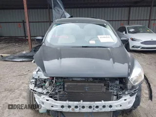 2019 Ford Escape SE with VIN 1FMCU9G91KUC08423, listed as a IAAI auction lot 41686542 with 87,329 mi miles. Bid and sale history available at carsss.com. Image 13.