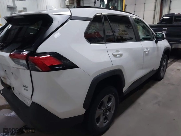 2024 Toyota RAV4 XLE with VIN 2T3P1RFV1RC454870, listed as a IAAI auction lot 41946835 with 7,191 mi miles. Bid and sale history available at carsss.com. Image 4.