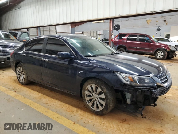 2014 Honda Accord Sedan EX-L with VIN 1HGCR2F80EA153217, listed as a Copart auction lot 89067185 with 175,311 mi miles and Salvage Title. Bid and sale history available at carsss.com. Image 4.
