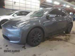 2021 Tesla Model Y Long Range with VIN 5YJYGDEE0MF076660, listed as a Copart auction lot 55957365 with 80,432 mi miles and Salvage Title. Bid and sale history available at DreamBid. Image 1.