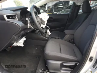 2025 Toyota Corolla LE z VIN 5YFB4MDE0SP240555, wystawiony jako Copart lot #48081975 z przebiegiem Nie podano mil oraz Szkoda całkowita • Salvage title. Historia ofert i sprzedaży dostępna na DreamBid. Obrazek 7.