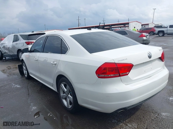2013 Volkswagen Passat SE with VIN 1VWBP7A39DC070202, listed as a IAAI auction lot 41555860 with 149,091 mi miles. Bid and sale history available at carsss.com. Image 3.