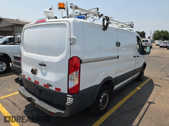 2016 Ford Transit с VIN 1FTYR1YM1GKB55547, выставлен на аукционе IAAI как лот 42515973 с пробегом 123 629 миль миль и . История ставок и продаж доступна на DreamBid. Изображение 11.