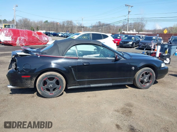 2000 Ford Mustang with VIN 1FAFP444XYF181018, listed as a IAAI auction lot 41943486 with 212,996 mi miles. Bid and sale history available at carsss.com. Image 13.