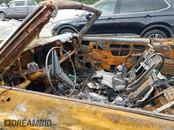 1972 Oldsmobile Cutlass with VIN 3J67K2M227685, listed as a Copart auction lot 62278374 with Not Provided miles and Non Repairable. Bid and sale history available at DreamBid. Image 7.