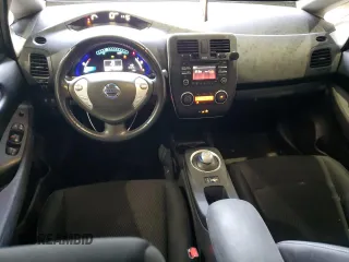 2015 Nissan LEAF SV with VIN 1N4AZ0CP2FC300672, listed as a Copart auction lot 73768753 with 55,976 mi miles. Bid and sale history available at carsss.com. Image 8.