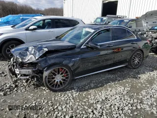 2017 Mercedes-Benz C 63 S AMG z VIN 55SWF8HB7HU200477, wystawiony jako Copart lot #45185485 z przebiegiem Nie podano mil oraz Szkoda całkowita • Salvage title. Historia ofert i sprzedaży dostępna na DreamBid. Obrazek 1.