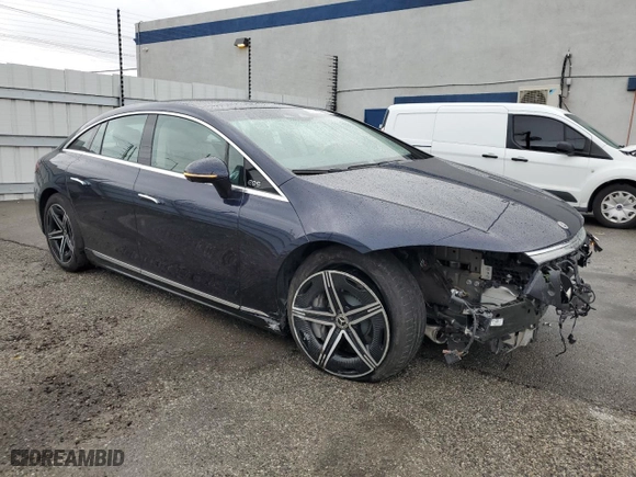 2023 Mercedes-Benz EQS with VIN W1KCG4EB0PA032774, listed as a Copart auction lot 49395185 with 39,733 mi miles and Salvage Title. Bid and sale history available at carsss.com. Image 4.