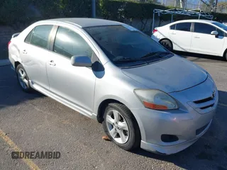 2007 Toyota Yaris with VIN JTDBT923771127215, listed as a IAAI auction lot 41647533 with 207,248 mi miles. Bid and sale history available at carsss.com. Image 1.