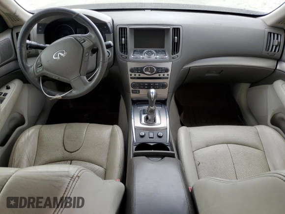 2015 Infiniti Q40 with VIN JN1CV6AR3FM521751, listed as a Copart auction lot 77569534 with 118,245 mi miles and Clean Title. Bid and sale history available at carsss.com. Image 8.