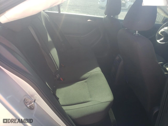2015 Volkswagen Jetta Sedan 2.0L S with VIN 3VW2K7AJ0FM344420, listed as a Copart auction lot 47496525 with 173,155 mi miles and Salvage Title. Bid and sale history available at carsss.com. Image 10.