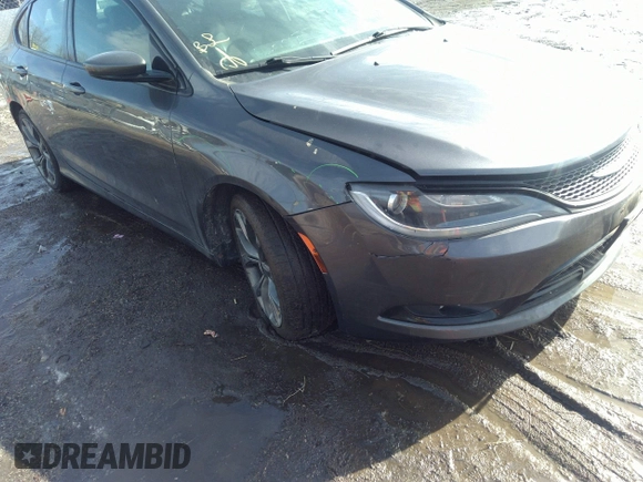 2015 Chrysler 200 S with VIN 1C3CCCBGXFN515782, listed as a IAAI auction lot 41639282 with 138,747 mi miles. Bid and sale history available at carsss.com. Image 6.